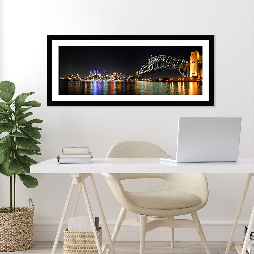 panoramic-photo-frame-on-office-wall